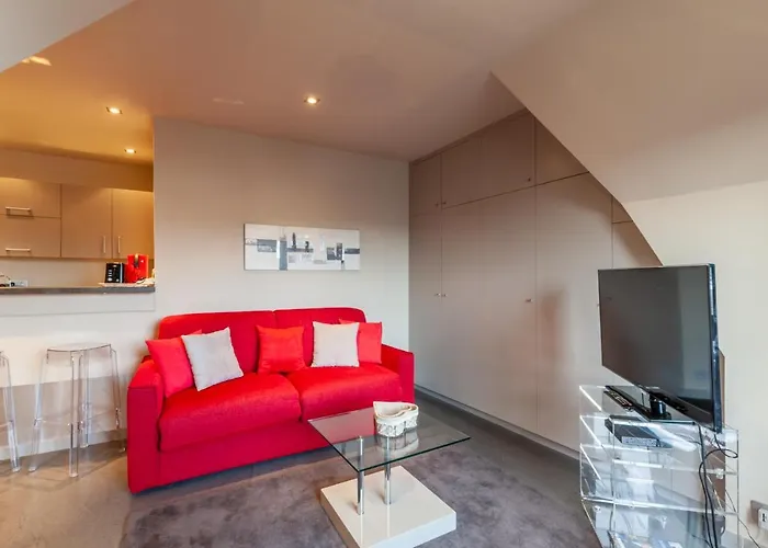 With Parking On Place De Morny Apartment