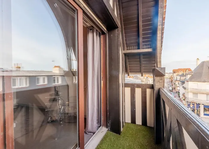 Apartment With Parking On Place De Morny Deauville